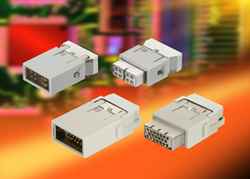 Connector modules for mechanical robustness and signal integrity