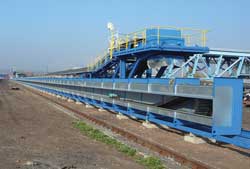 Energy-efficient energy chains and cables save money