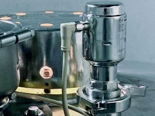 ifm senses levels precisely, ‘even in deep tanks’