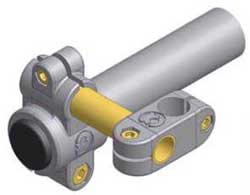 Versatile clamp joins tubes of different diameters