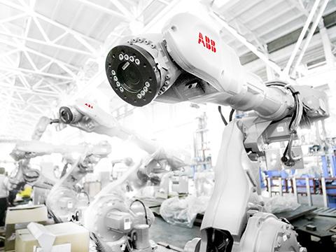 ABB provides a complete range of robots for high-tech kitchen factory