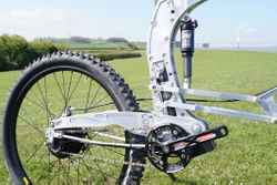 igus absorbs handlebar shocks in concept bike