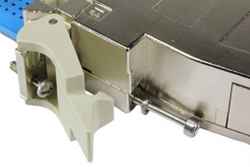 New fixing elements for D20 full metal housings