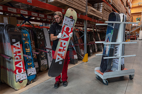 Digitally transforming snowboard manufacturing with Capita MFG