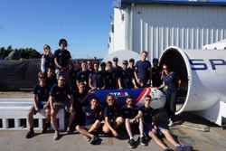 igus says YES to Edinburgh Uni team prototyping Hyperloop pod