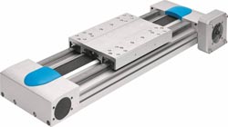 Heavy-duty linear axis with belt drive or ball screw