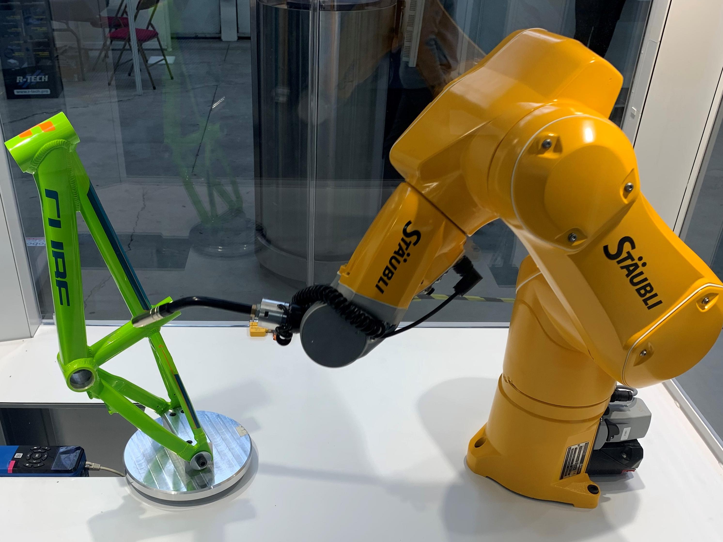 Stäubli specifies STOBER axes to expand robot range
