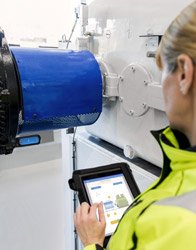 Entry-level, smartphone-based machine health monitoring from SKF
