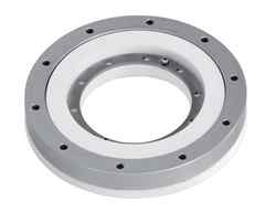 igus exhibits high-performance plastic bearings at DSEI 2013
