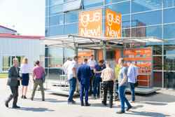 igus pop-up exhibition will come to you at your premises