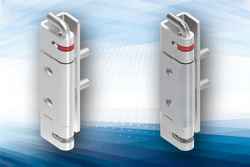 EMKA 125 degree pin hinge with stud fixing and retained pivot
