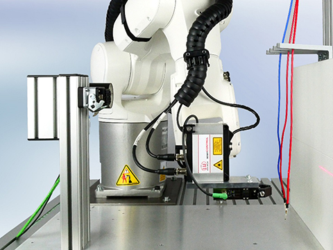 Laser profile scanners help to guide robots