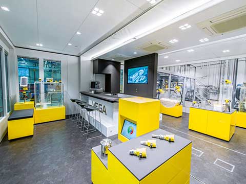 VEGA brings VEGATRUCK to FoodManufacturing.Live