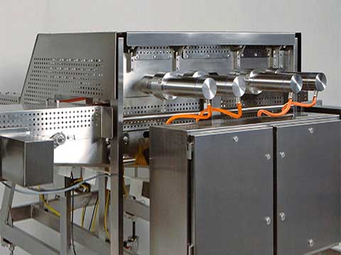 Fast, accurate motion systems for food packaging machines
