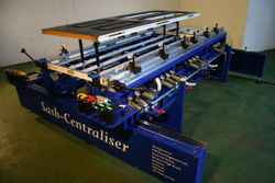 Friction-free linear movement in a harsh working environment