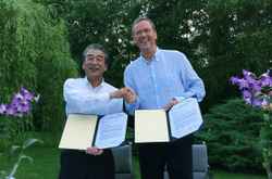 Harting and Hirose focus on a new standard