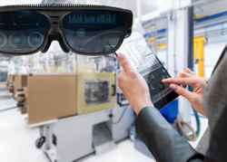 Mitsubishi show human-orientated machine operation at EMO 2017