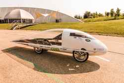 SKF backs sun-powered supercar for World Solar Challenge