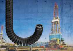 e-loop energy chain improves cable management on drilling rigs