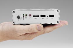 Fanless embedded computer is rugged and energy-efficient