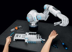 Festo bionic-hand robot gripper learns with AI