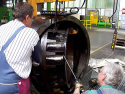 Save costs by reconditioning large bearings