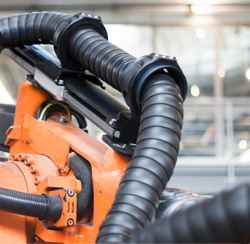 triflex RSE energy chain retraction system for industrial robots