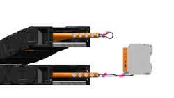 Intelligent monitoring of moving cables in smart factories