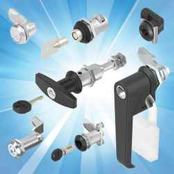 Large quarter-turn locks for specialist cabinets and enclosures