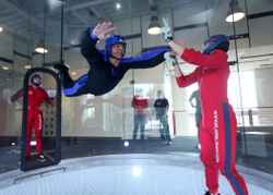 Skydivers practise indoors with CC-Link industrial network