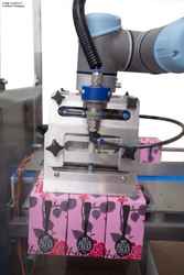 Tea packing system uses Universal Robot
