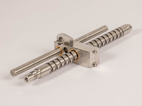 The ingenious simplicity of self-reversing screws by ABSSAC