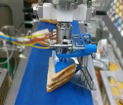 Robot stacks sandwiches in 800 milliseconds - food for thought
